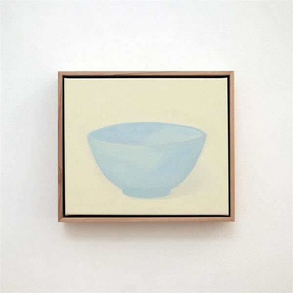 Briana Jamieson Light Blue Bowl, 2024 oil on canvas 275 x 325 mm