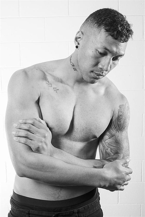 Vaimaila Urale Matavai Taulangau - Artist >> , 2018 archival pigment print 118.9 x 77.5 cm