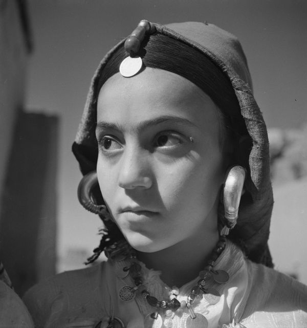 Jeune berbère de Tinghir, 1939 Tirage argentique sur papier baryté 40x50 cm Edition of 15