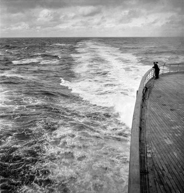 La grande route blanche laissée par le Normandie, 1935 Tirage argentique sur papier baryté 40x50 cm Edition of 15 plus 5 AP