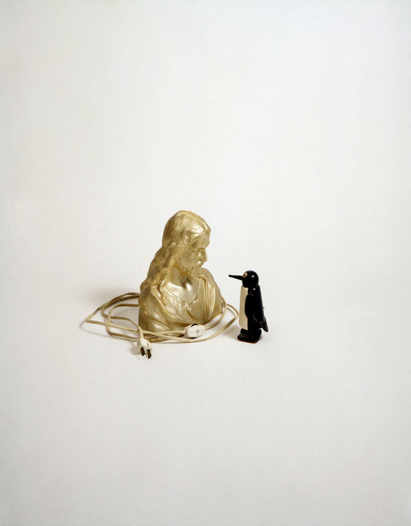 Liliana Porter, Dialogue (with Penguin), 1999