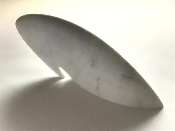 Julia Vance, Krum rygg, 2014