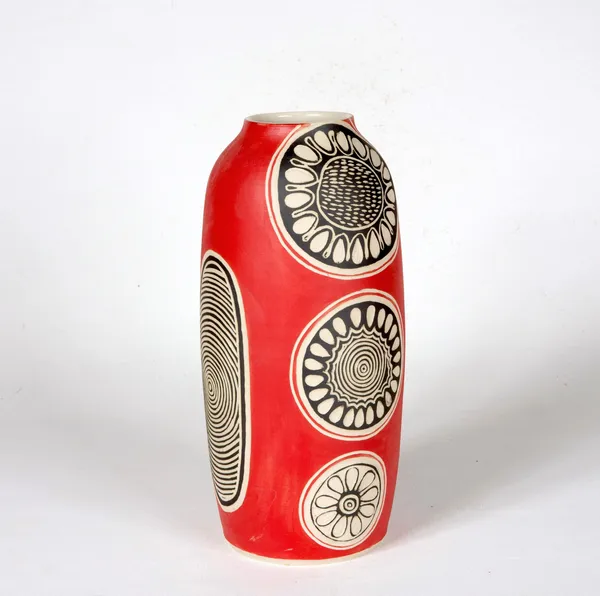 Fiona Wells Ngayuku Walka / My Design, 2024 Stoneware 27.5 x 13 cm