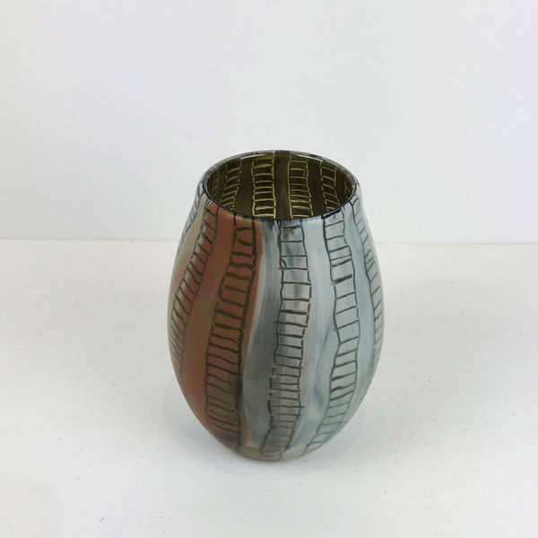 Selinda Davidson Walka Wanapari, 2020 Glass 255 x 190 mm