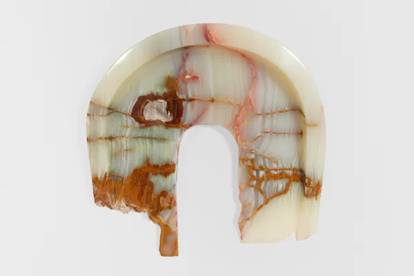 Cammie Staros, Onyx arcus, 2020