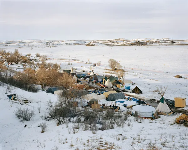Mitch Epstein Sacred Stone Camp, Standing Rock Sioux Reservation, North Dakota 2017, 2017 Chromogenic print 71 x 89.875 inches 180.3 x 228.3 cm Edition 1 of 6