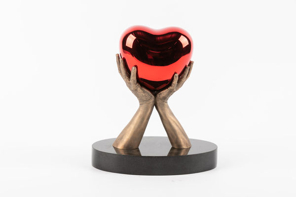 Lorenzo Quinn, I Give You My Heart III, 2020