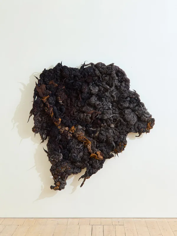 FLUX (Held in Motion)