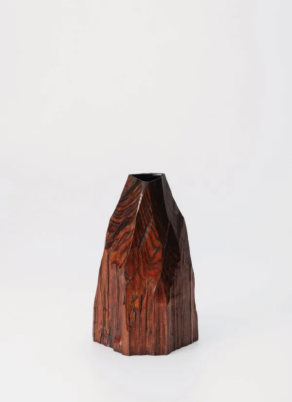Kenji Honma WA-RI-KI 2517, 2025 Japanese lacquer tree wood, Urushi lacquer, stone powder and linen