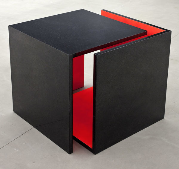 Estela Sokol 2011 Granito pintado 2 of 3