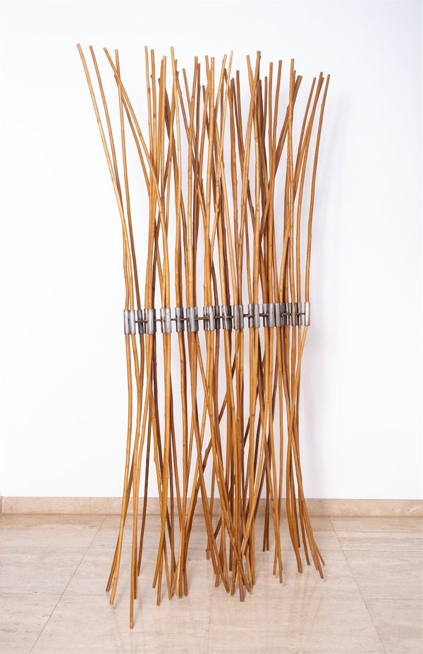 Fernando & Humberto Campana Cerca II, 1994 hastes de madeira e aço 198 x 70 x 26 cm