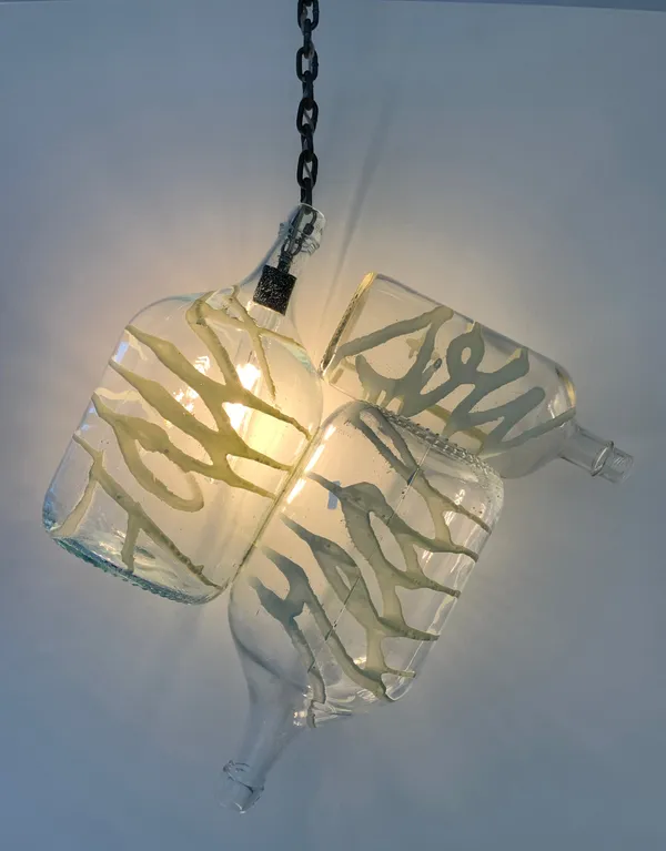 Bottle lamp installation piece