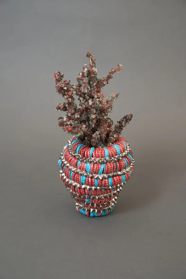 Lucien Shapiro bottlecap vessel