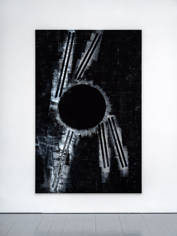 Mari Slaattelid, Svart sol, 2018