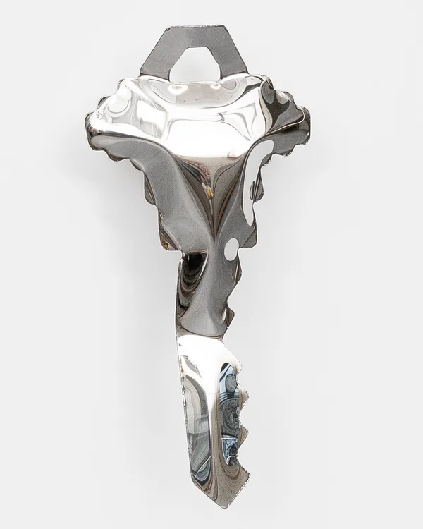 Walter Wathieu & Léo Luccioni La clef du garage, 2026 polished stainless steel 85 x 40 cm. 33 1/2 x 15 3/4 in.