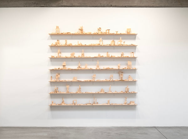 Image of Shilpa Gupta sculpture Untitled.