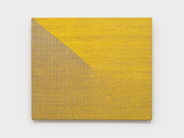 Image of Woven Angle Gradient as Weft, Cadmium Yellow Medium (135°).