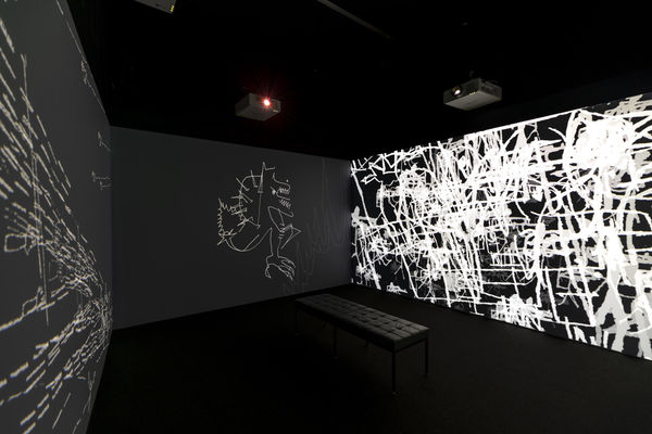 Cabra-Cega / Blind Man’s Bluff