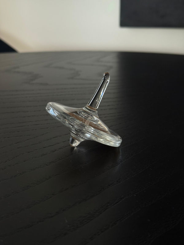 Angel de Leon, Spinning thing, 2025