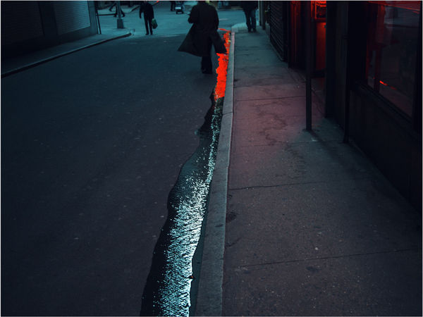 Christopher Anderson, Bleu Blanc Rouge no. 1; New Amsterdam, 2011