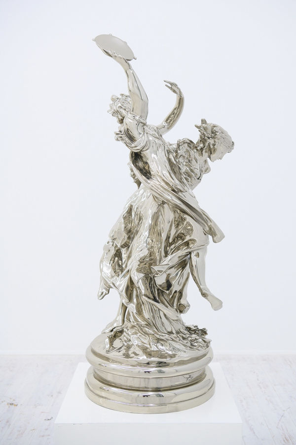 Wim Delvoye, Deux Bacchantes CCW, 2010