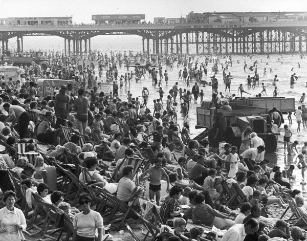 Shirley Baker, Blackpool, Lancashire (crowded beach), 1970