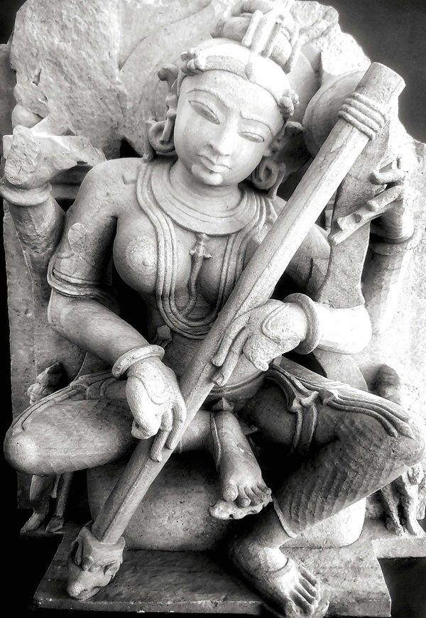 William Dalrymple, Khajaraho Saraswati, 2021