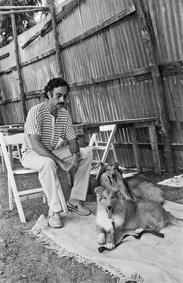 Sooni Taraporevala, Adi Godrej and his collies, dog show, Bombay, 1984
