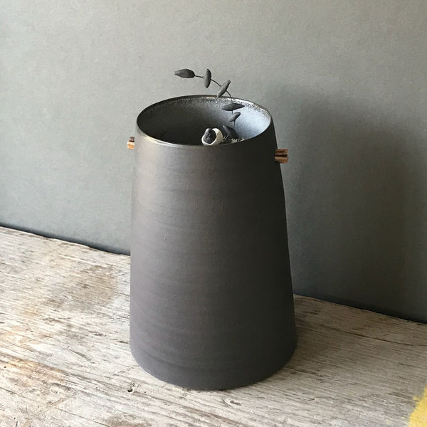 Elaine Sheppard Bolt, Woodland Flint ‘Elm Bud’, 2024