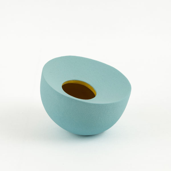 Maria Wojdat, Small Rounded Form V - Inside Series, 2025