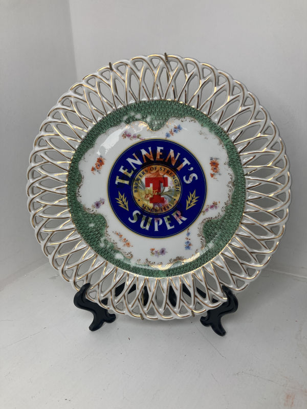 Haus of Lucy, Tennents Super