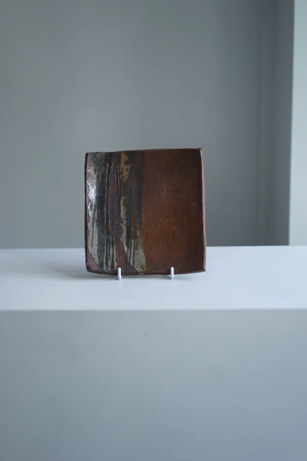 Janet Leach, Moulded Dish