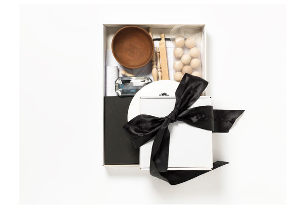 Xue Mu, Perpendicular Spontaneity The Other Moment I, 2012