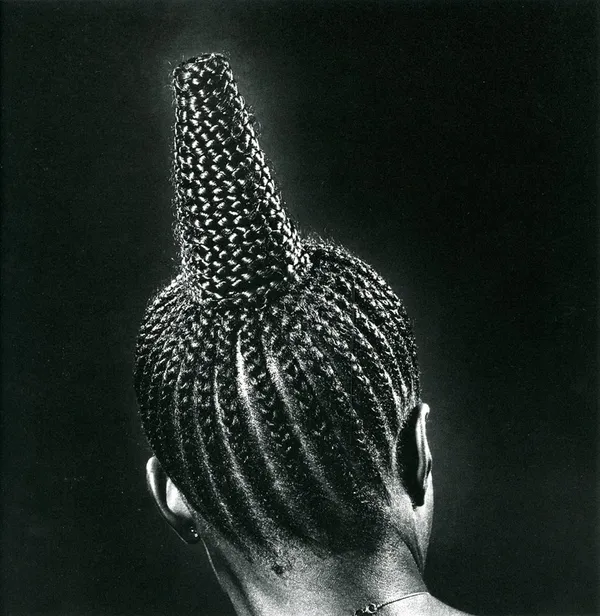 J.D.' Okhai Ojeikere, Modern Suku, 1979