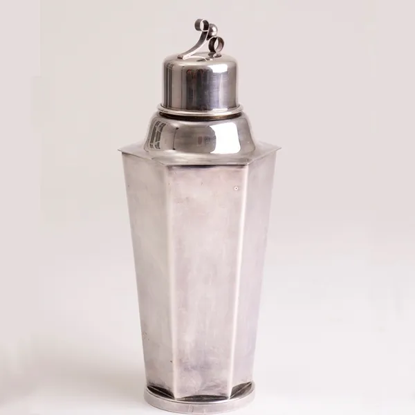 SOLD/Cocktail Shaker