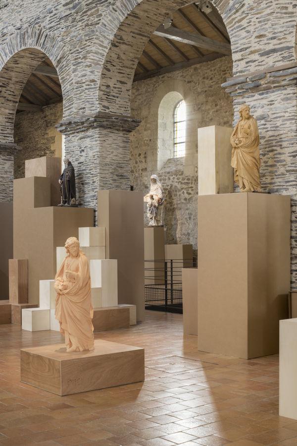 Xavier Veilhan Installation view 'Plus Que Pierre', at the collégiale Saint-Martin, Angers, France, 2019 In partnership with Frac des Pays de la Loire.