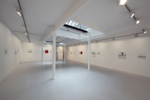 Uta Barth Installation view, Andréhn-Schiptjenko, Stockholm, Sweden, 2005