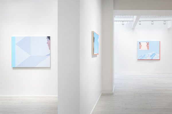 Ridley Howard, Installation view, Skylight, Andréhn-Schiptjenko Paris, 2024.