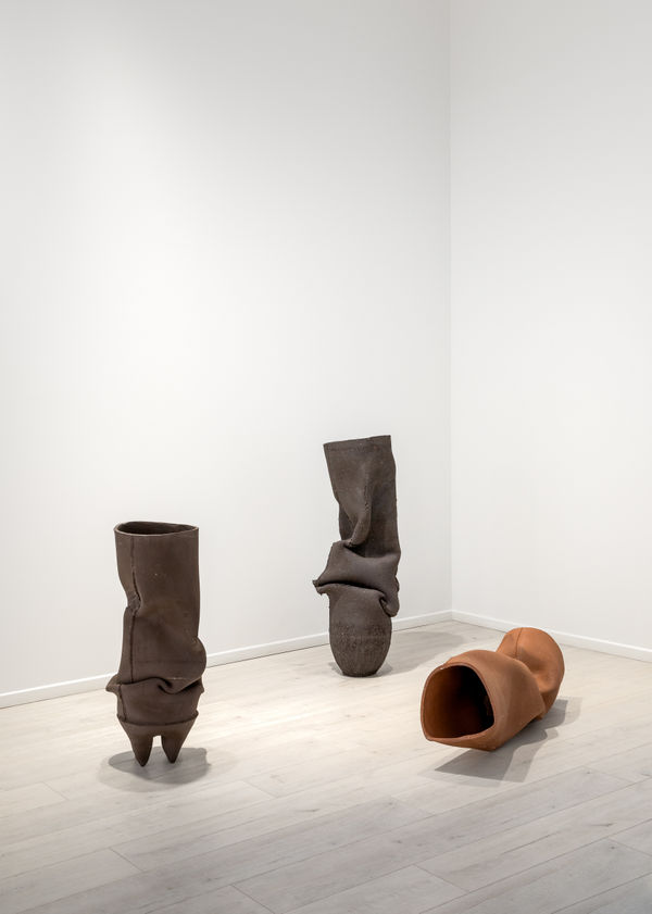 Ranti Bam Installation view, How do we hold our stories?, Andréhn-Schipjenko Paris, 2024