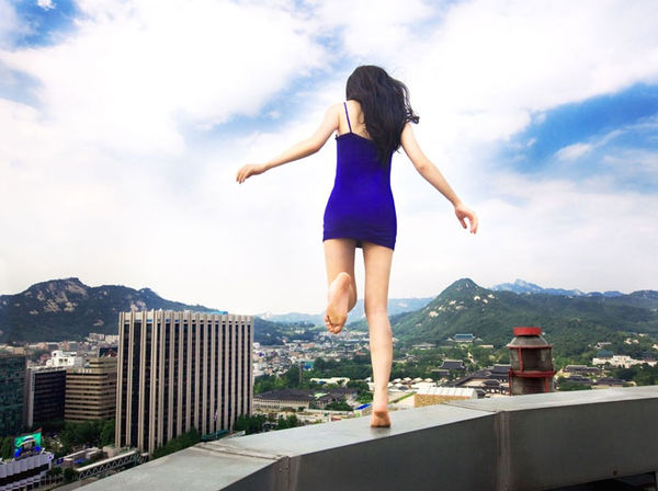 Young korean artist Ан Джун, Лим Ву Джае