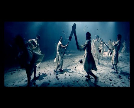 WANG JIANWEI, FLYING BIRD IS MOTIONLESS, 2005