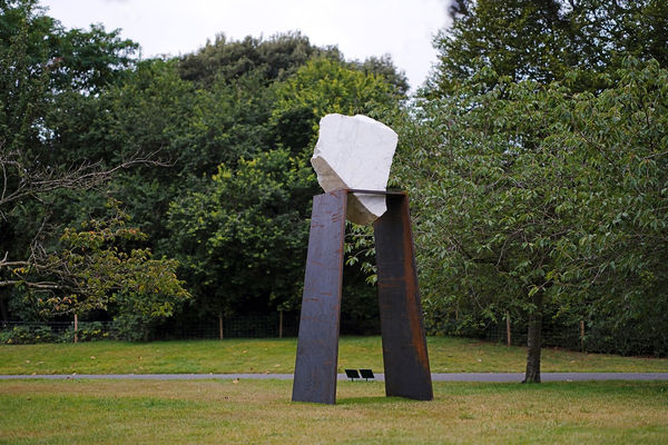 Amy Stephens exhibits in Frieze Sculpture at Regent's Park