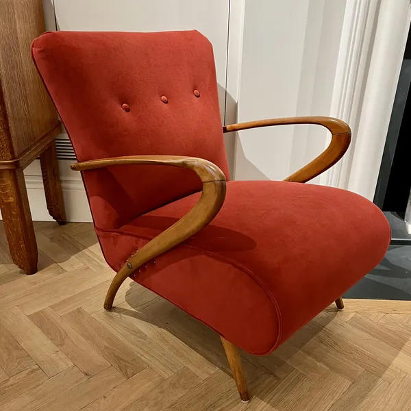 Guglielmo Ulrich, A Pair of Italian Armchairs, circa 1960s