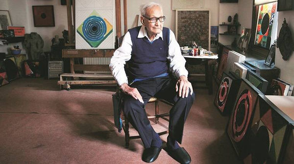 Syed Haider Raza, force of art, never tired of the bindu