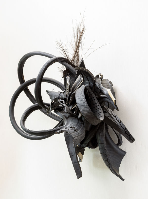 Chakaia Booker, Collective, 2000