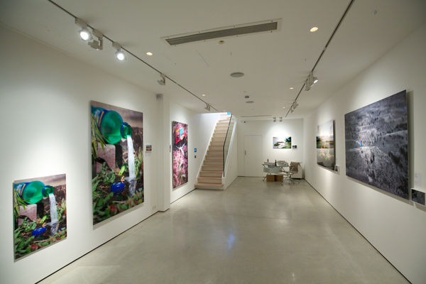 Slinkachu installation at exhibition at andipa gallery.