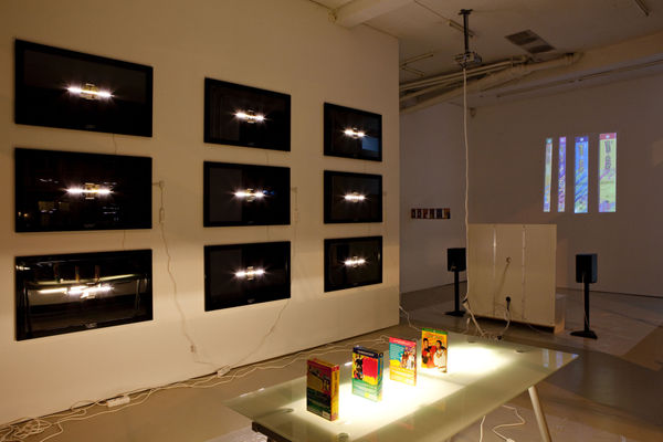 SIMON DENNY "Celebrities' Houses at Night"