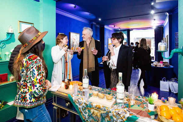 Miss Van Pale Moonlight Muses 50