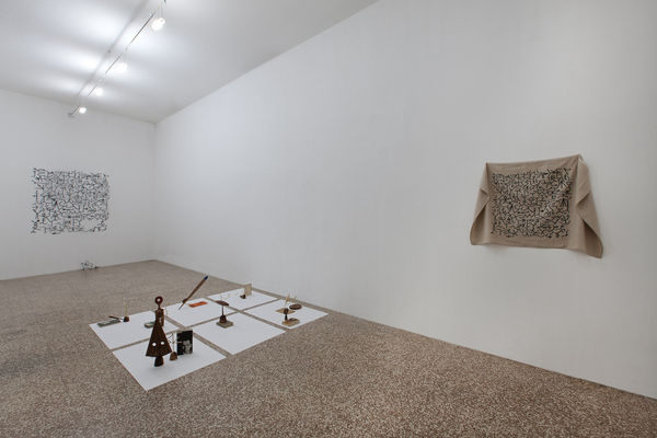 Edgar Orlaineta. With the eye in the hand/with the hand in the eye SOLO SHOW