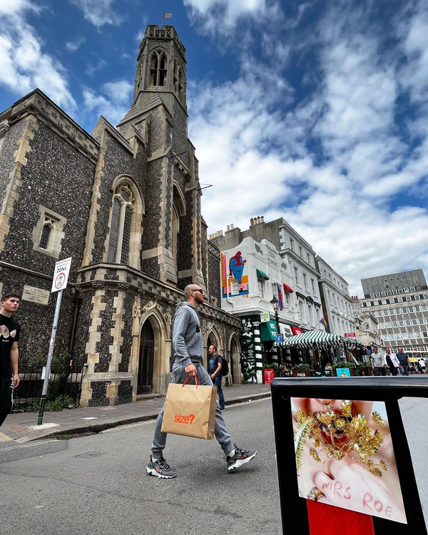 Bd7Bd5Cf 0D84 41F2 93D4 944C7Dd9404F